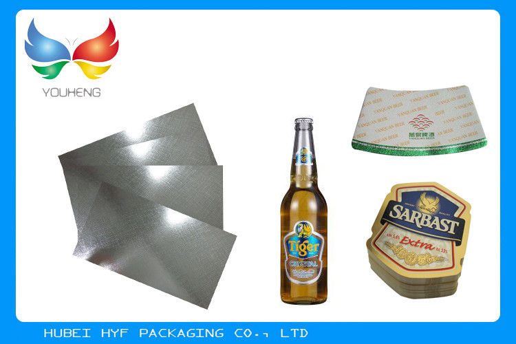 China metallisierte Papier in Vakuum metallisierter Etikettenpapier-hoher Nassfestigkeits-Wärmeübertragungs-Pappe der Flaschen-69gsm